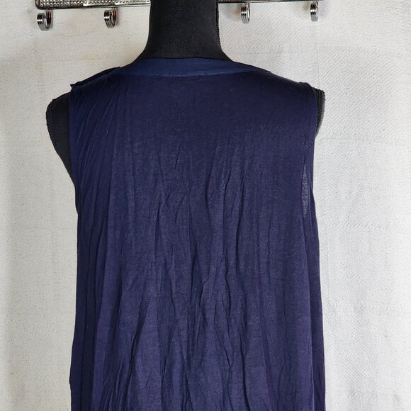 Loft Navy Sleeveless Duo Fabric Poly Front Rayon Back Faux Pearl Detail Top Sz M - Picture 11 of 16